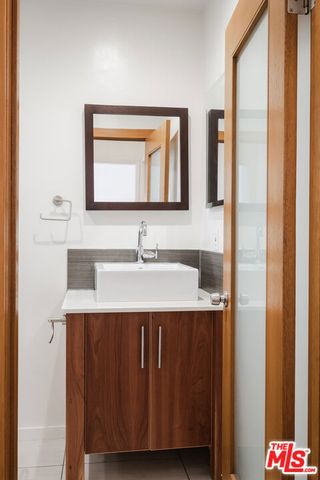 1405 OCEAN PARK Boulevard D, Santa Monica, CA 90405