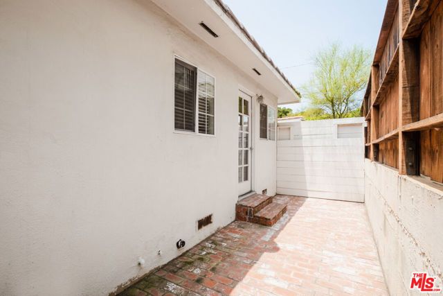 1405 OCEAN PARK Boulevard D, Santa Monica, CA 90405