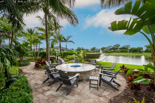 4486 Appleton Circle W, Oakland Park, FL 33309