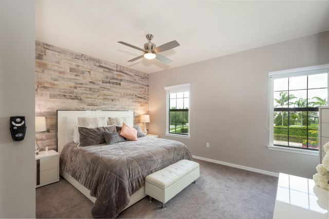 4486 Appleton Circle W, Oakland Park, FL 33309