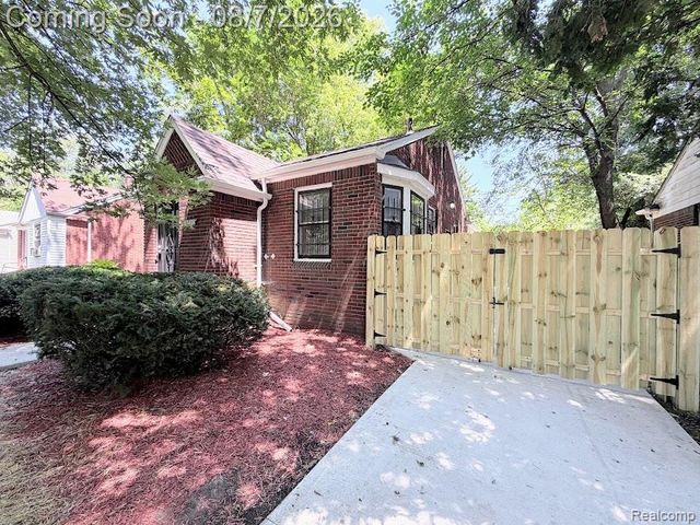 18418 Heyden Street, Detroit, MI 48219