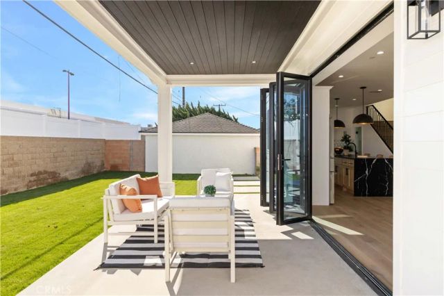 22002 Ocean Avenue, Torrance, CA 90503