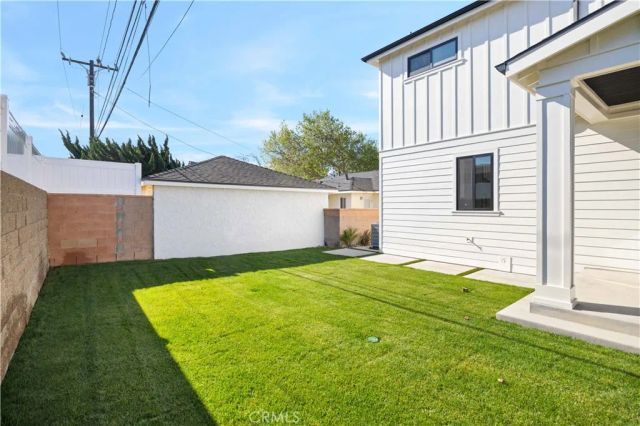22002 Ocean Avenue, Torrance, CA 90503