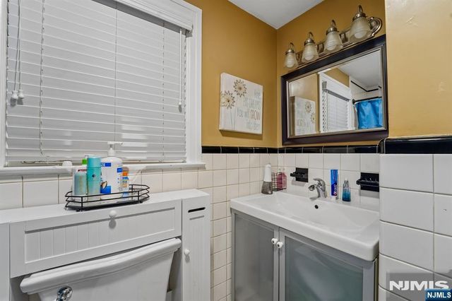 822 Ramapo Avenue, Pompton Lakes, NJ 07442