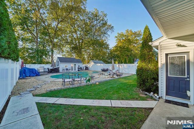 822 Ramapo Avenue, Pompton Lakes, NJ 07442
