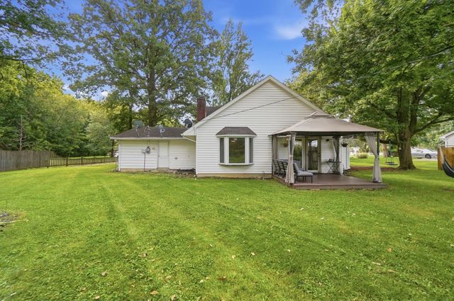 5727 Woodlea Avenue, Fort Wayne, IN 46835