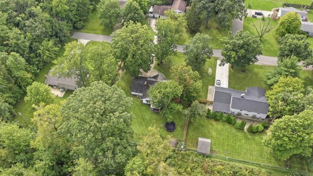 5727 Woodlea Avenue, Fort Wayne, IN 46835