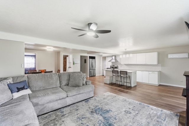 5727 Woodlea Avenue, Fort Wayne, IN 46835