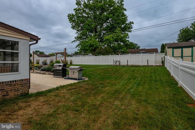 3028 LINDA LN, Reading, PA 19608