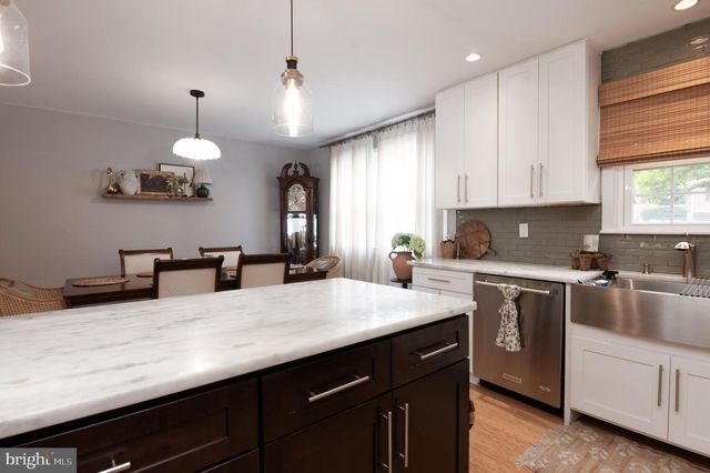 3028 LINDA LN, Reading, PA 19608
