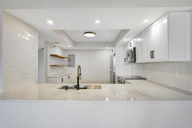 2900 NE 14TH ST Causeway 602, Pompano Beach, FL 33062