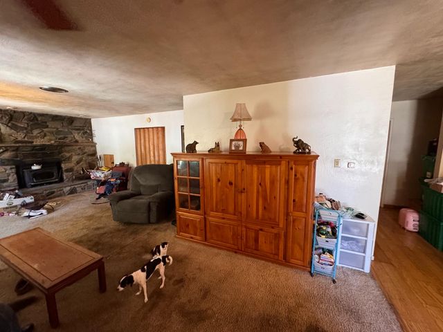 5742 Marjorie Way, Pollock Pines, CA 95726