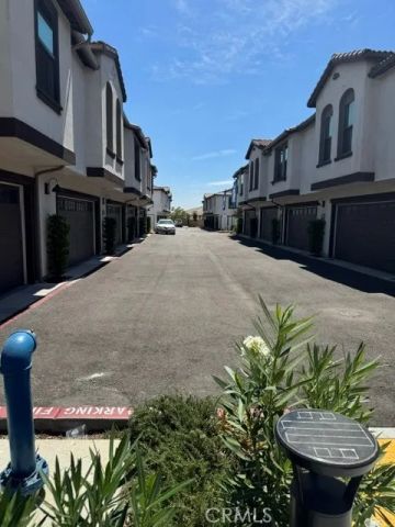 16100 Lumia, Fontana, CA 92336