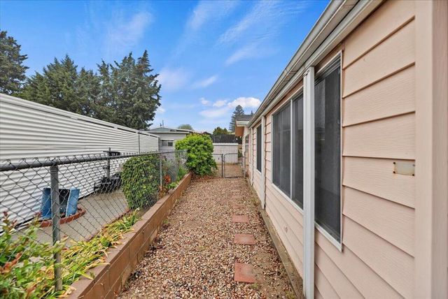 10280 Cimarron Trail, Cherry Valley, CA 92223