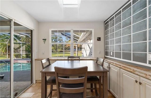 6011 Sea Grass LN, Naples, FL 34116