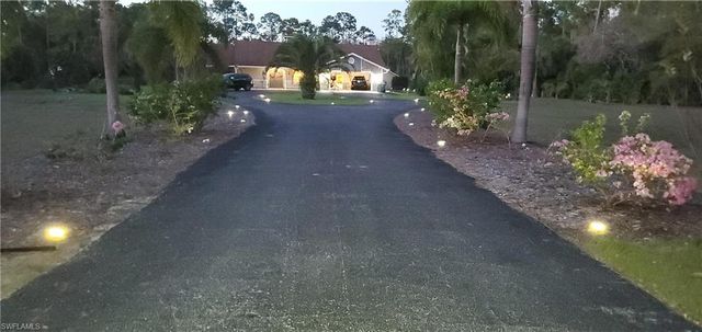 6011 Sea Grass LN, Naples, FL 34116