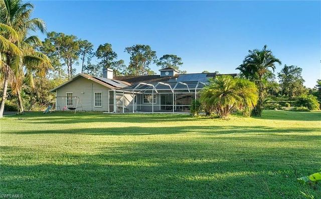6011 Sea Grass LN, Naples, FL 34116