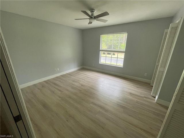 6011 Sea Grass LN, Naples, FL 34116