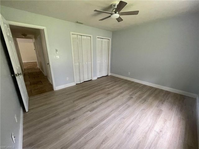 6011 Sea Grass LN, Naples, FL 34116