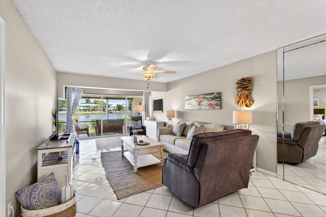 1835 NW 13th Street 103, Delray Beach, FL 33445