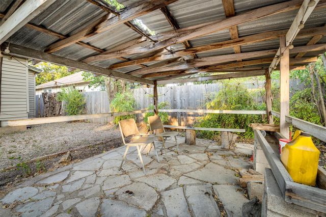 1011 E 49th ST, Austin, TX 78751