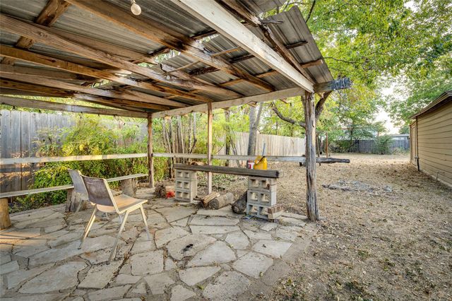 1011 E 49th ST, Austin, TX 78751