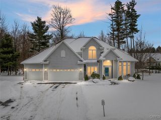 120 Sylvan Way, New Hartford, NY 13413