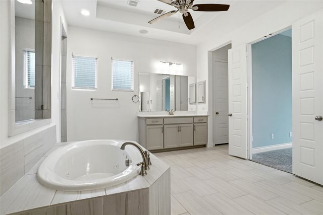 1001 Myers Park Trail, Roanoke, TX 76262