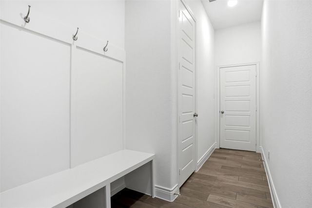1001 Myers Park Trail, Roanoke, TX 76262