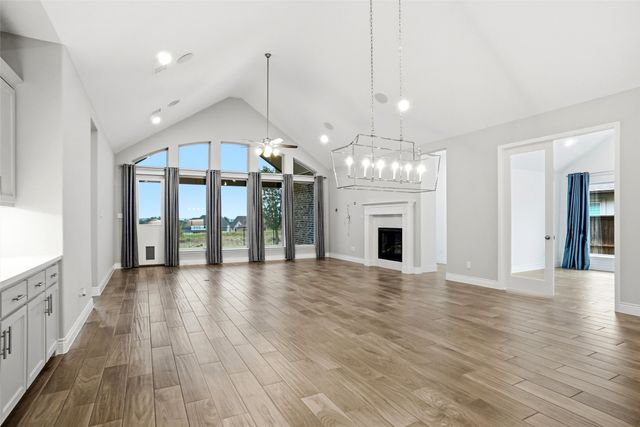 1001 Myers Park Trail, Roanoke, TX 76262