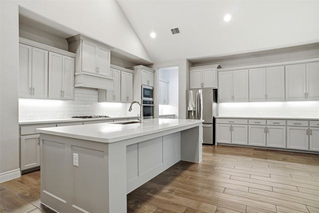 1001 Myers Park Trail, Roanoke, TX 76262