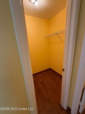 860 Ellington Drive, Biloxi, MS 39532