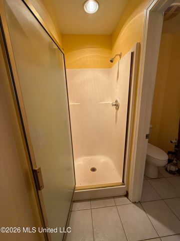 860 Ellington Drive, Biloxi, MS 39532