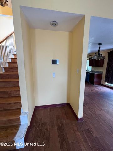 860 Ellington Drive, Biloxi, MS 39532