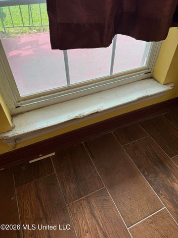 860 Ellington Drive, Biloxi, MS 39532