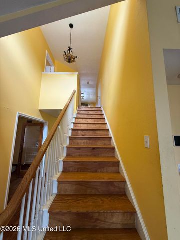 860 Ellington Drive, Biloxi, MS 39532