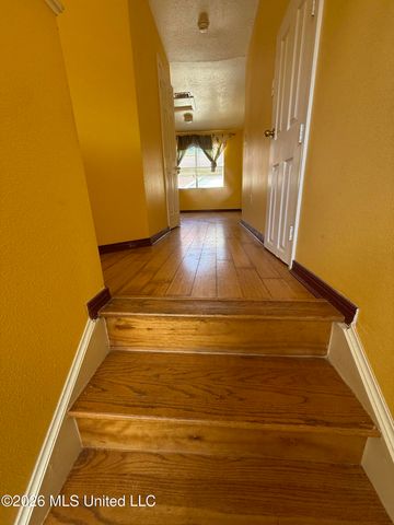 860 Ellington Drive, Biloxi, MS 39532