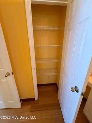 860 Ellington Drive, Biloxi, MS 39532