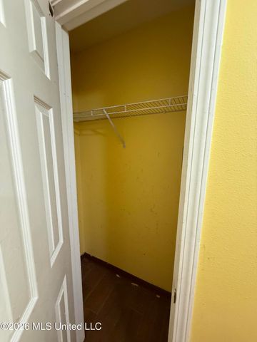 860 Ellington Drive, Biloxi, MS 39532