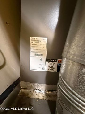 860 Ellington Drive, Biloxi, MS 39532