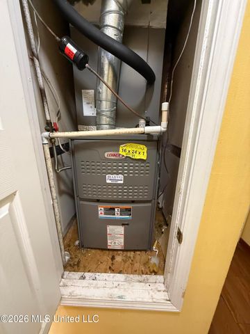 860 Ellington Drive, Biloxi, MS 39532