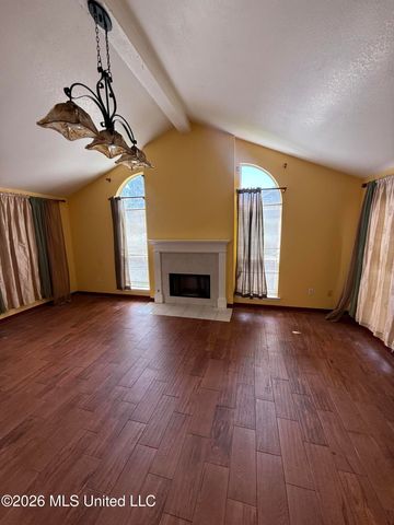 860 Ellington Drive, Biloxi, MS 39532