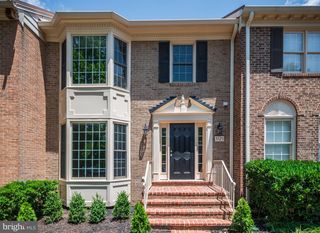 5725 BREWER HOUSE CIRCLE, Rockville, MD 20852