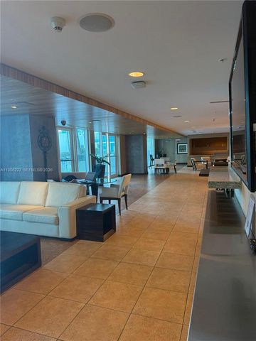 60 SW 13th St 3017, Miami, FL 33130