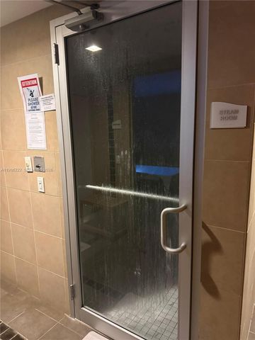 60 SW 13th St 3017, Miami, FL 33130