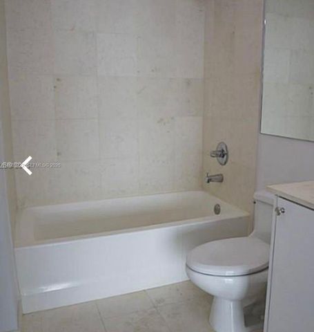 60 SW 13th St 3017, Miami, FL 33130