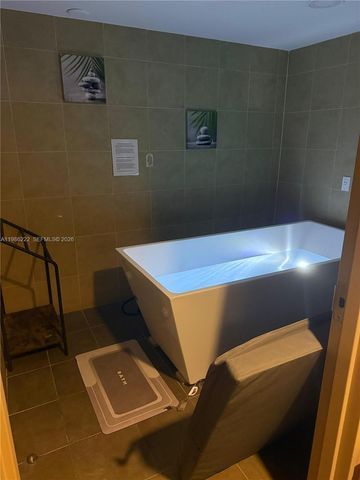 60 SW 13th St 3017, Miami, FL 33130