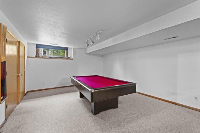 15 Naylor Circle, Madison, WI 53719