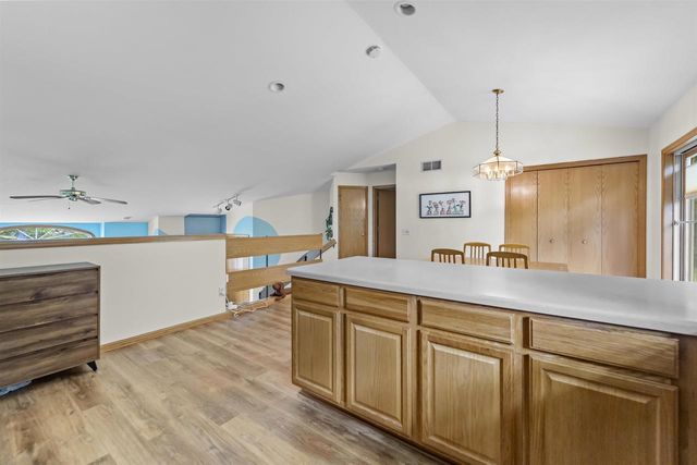 15 Naylor Circle, Madison, WI 53719