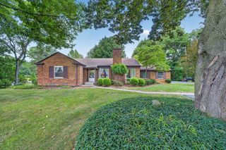 30030 Westgate Road, Farmington Hills, MI 48334